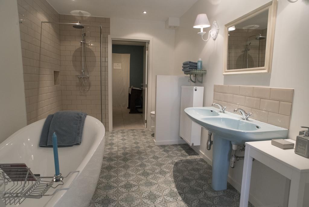 B&B Filemon&Baucis Bruges Quarto foto